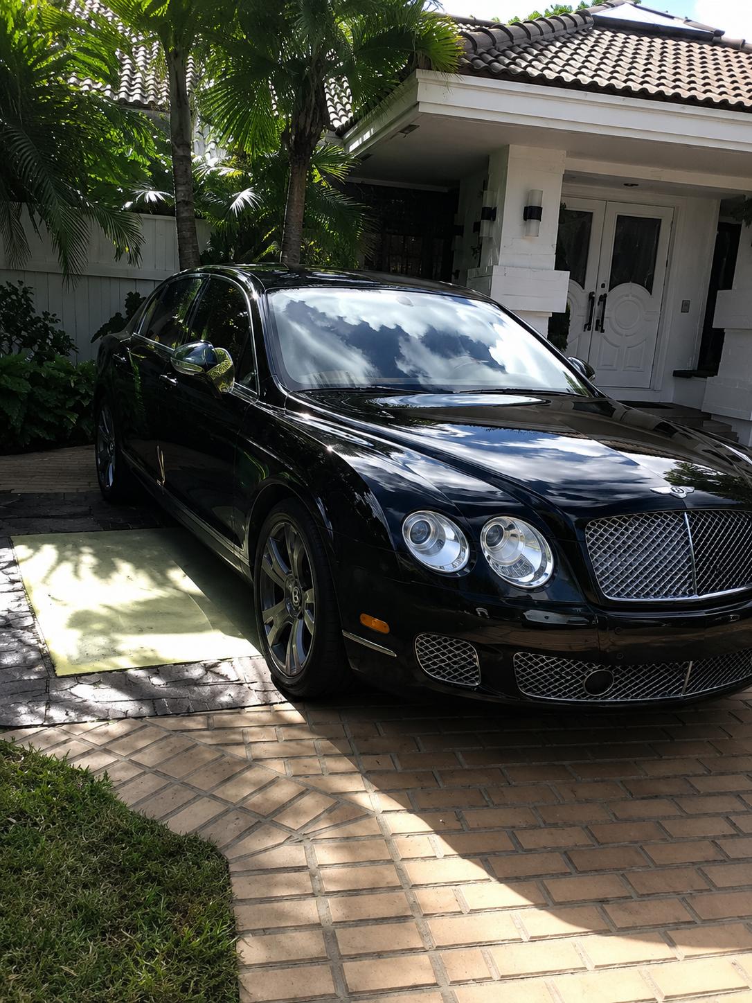 Black Bentley prepared for lease return